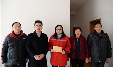 寒冬走访送温暖 浓浓情意暖人心 bet356体育集团公司开展“送温暖”慰问活动