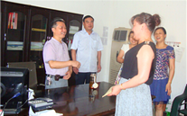 bet356体育集团开展“金秋助学”活动