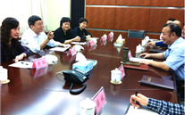 大渡口区委常委徐晓勇一行来bet356体育集团调研