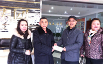 重庆bet356体育集团开展“送温暖”活动扎实有效