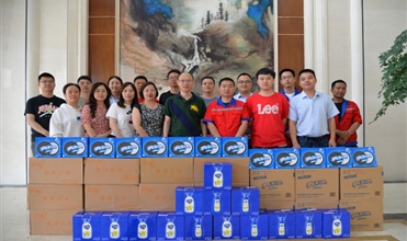 用心关爱、相伴成长--bet356体育集团开展“六一”儿童节关爱活动